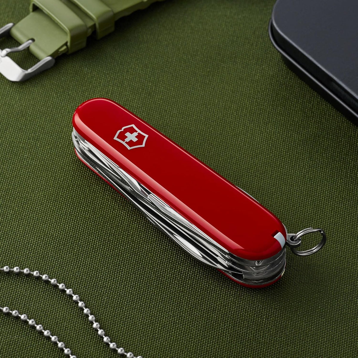 Huntsman Swiss Army Knife, 15 Functions, Swiss Made Pocket Knife with Large Blade, Screwdriver, Scissors and Wood Saw - Red