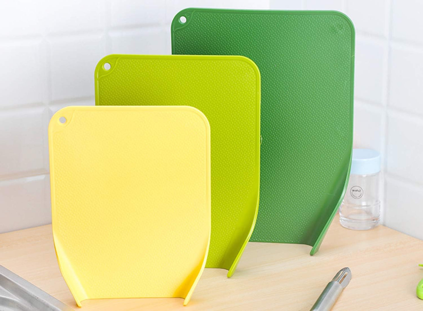 Kitchen Cutting Board (3-Piece Set)-PP material Easy to wash BPA-free,The bottom curling design makes food not easy to spill,Texture cut surface，Rubber bottom non-slip., Multicolor, YZ0003
