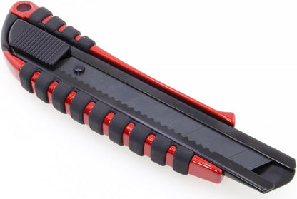 NT Cutter Premium Evolution PMG series Aluminum Die-Cast Grip Auto-Lock Utility Knife, With 30-Degree Extra Sharp Black Blade (PMGA-EVO2)