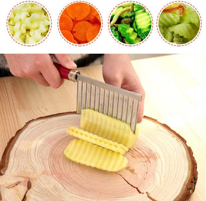 Crinkle Cutter Knife Stainless Steel Cutting Tool for Potato Carrot Chip Vegetable French Fry, Wavy Chopper Wave Slicer Steel Blade, Kids Lunch Accessories (Black Handle)