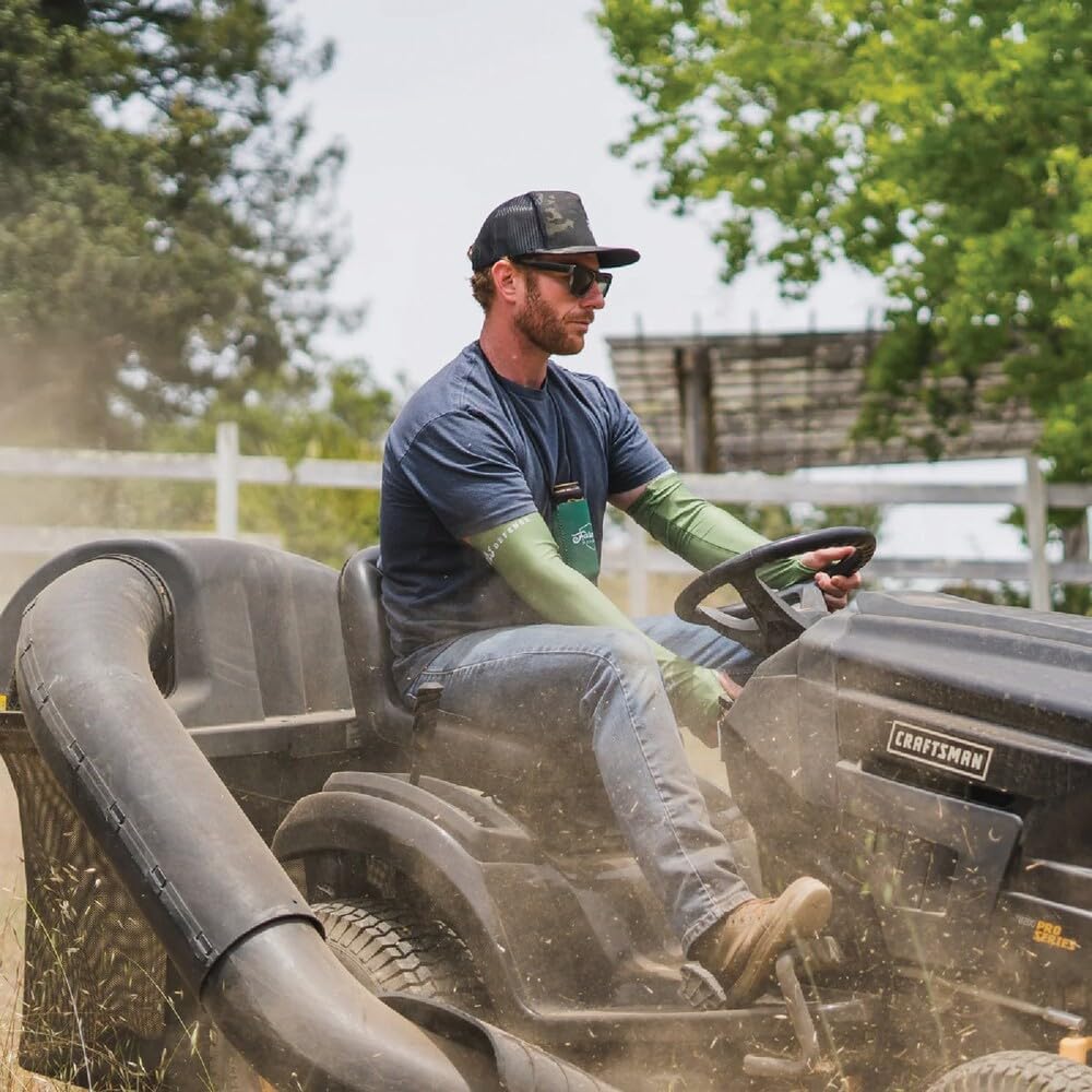 FARMER'S DEFENSE Gardening Arm Sleeves|UV Cooling Protective Sleeve Women & Men|Anti-Scratch Cover Sun UPF Outdoor Protection - Black - S/M