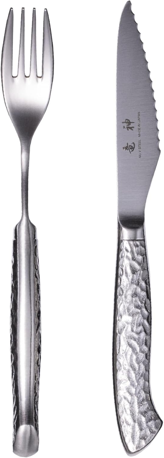 竜神 (RYUJIN) Professional Japanese Petty knife 150mm [OMOTENASHI Selection 2023 Best Gold Award Winner] Tsubame Sanjo Stainless Steel Integrated Made in Japan Daishin Sangyo [Ryujin Knife]