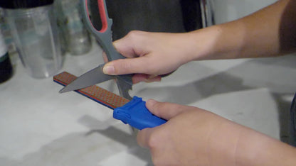 DMT DoubleFlip™ Double-Sided Diamond Sharpener