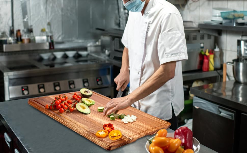 Solid Acacia Wood Cutting Boards for Kitchen Decor Wooden Charcuterie Board Meat Cheese Boards Butcher Block Pizza Bread Serving Board Hardwood Chopping Board Non Toxic Teak Small Cutting Boards