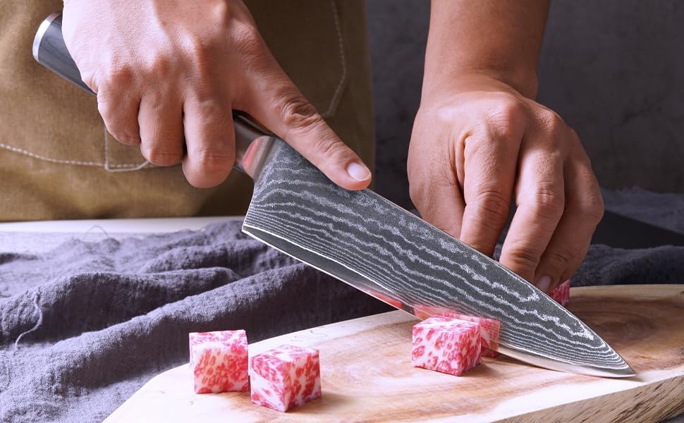 SAMCOOK Chef Knife,8 Inch Professional Sharp Hammered Damascus Knife,Japanese VG-10 High Carbon Stainless Steel Kitchen Gyuto knife,Ergonomic Black Walnut Handle with Premium Gift Box