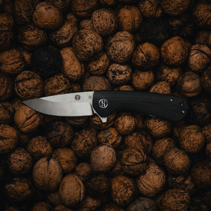Holtzman's Gorilla Survival Peasant Folding Knife with G10 Tactical Handle, D2 Steel Blade, Gift Box Set (Black+Blue) - Great for Everyday Carry