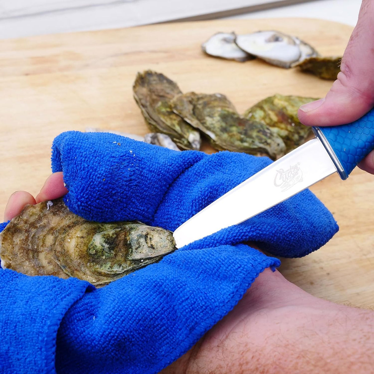 3.5" Shucking Knife | Titanium Bonded Rust & Corrosion Resistant Stainless Steel Oyster Prying & Shucking Tool with Non-Slip Scale Pattern Grip