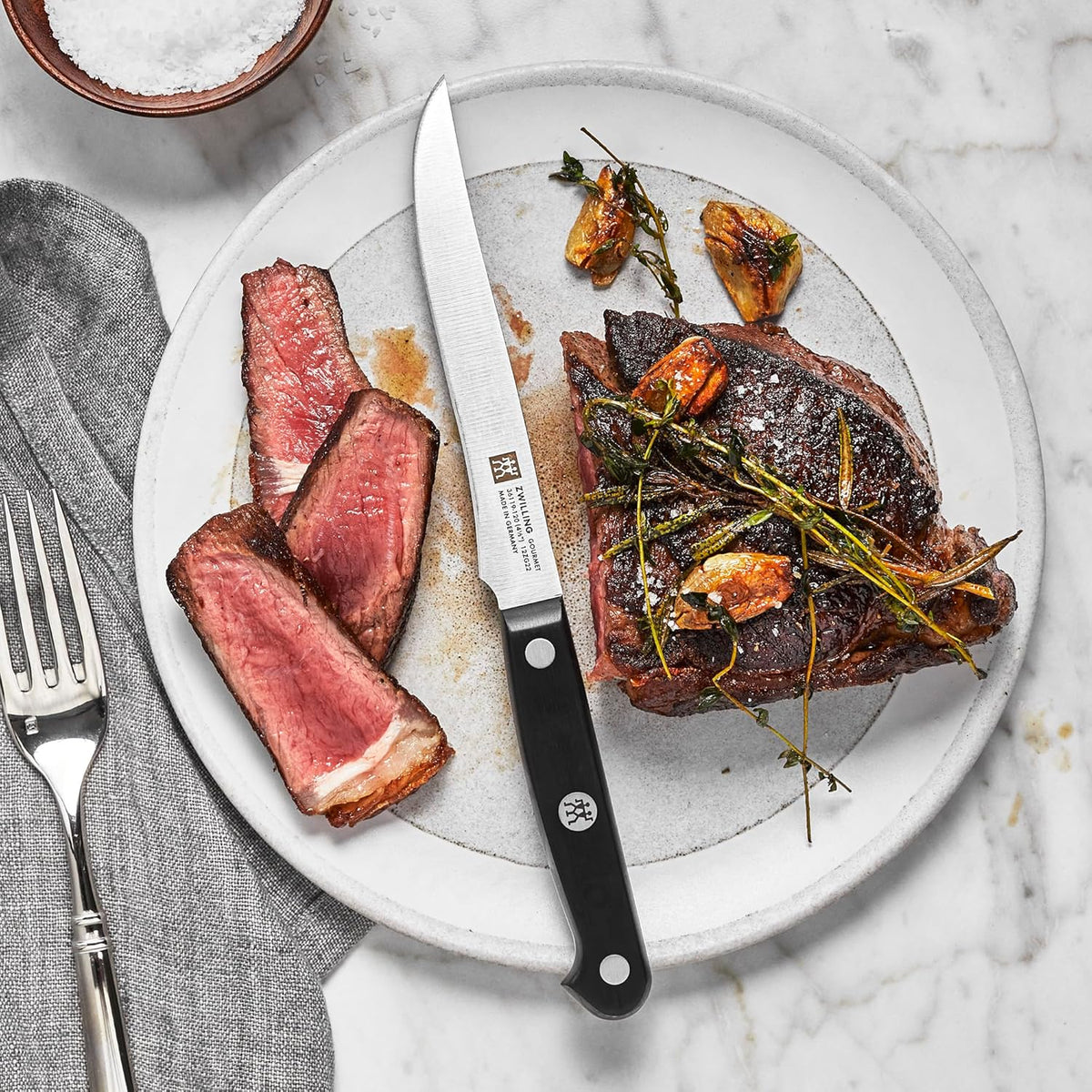 Gourmet 6-Piece Razor-Sharp German Steak Knife Set, Made in Company-Owned German Factory with Special Formula Steel perfected for almost 300 Years, Dishwasher Safe