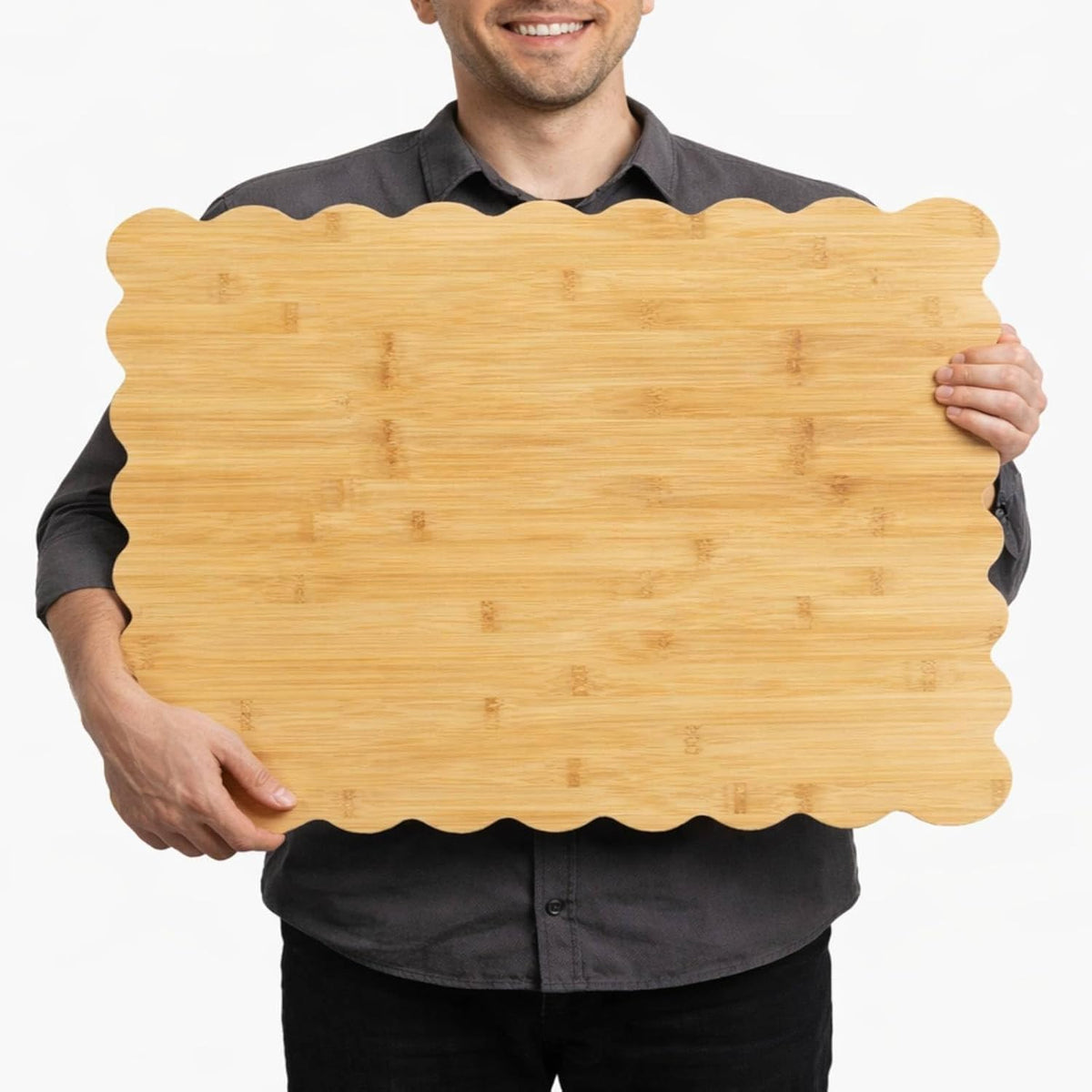 Scalloped Bamboo Cutting Board 15.7 x 11 inch Bamboo Charcuterie Cutting Board for Kitchen Laser Engraving DIY Housewarming Cheese Meat Fruit Bread Chopping Blocks