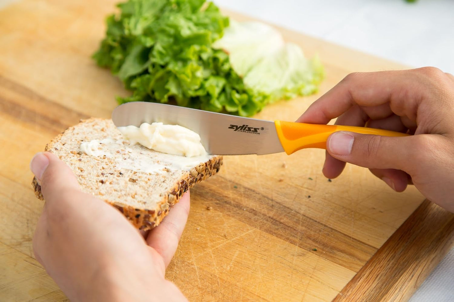 Zyliss Sandwich Knife & Condiment Spreader - Sandwich Spreader for Butter, Cream Cheese, & Jellies - Ergonomic Stainless Steel Spreading - Butter Spread for Bagels & Toast - Gray 4.7"