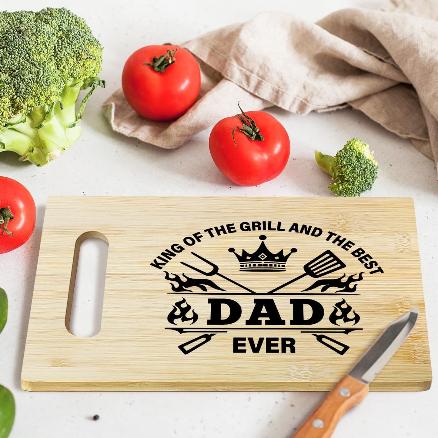 Best Dad Ever Bamboo Cutting Board, Grilling Gift For Men, Funny Charcuterie Boards for Home Kitchen Decor, Father's Day Birthday Gifts for Dad from Daughter Son -047