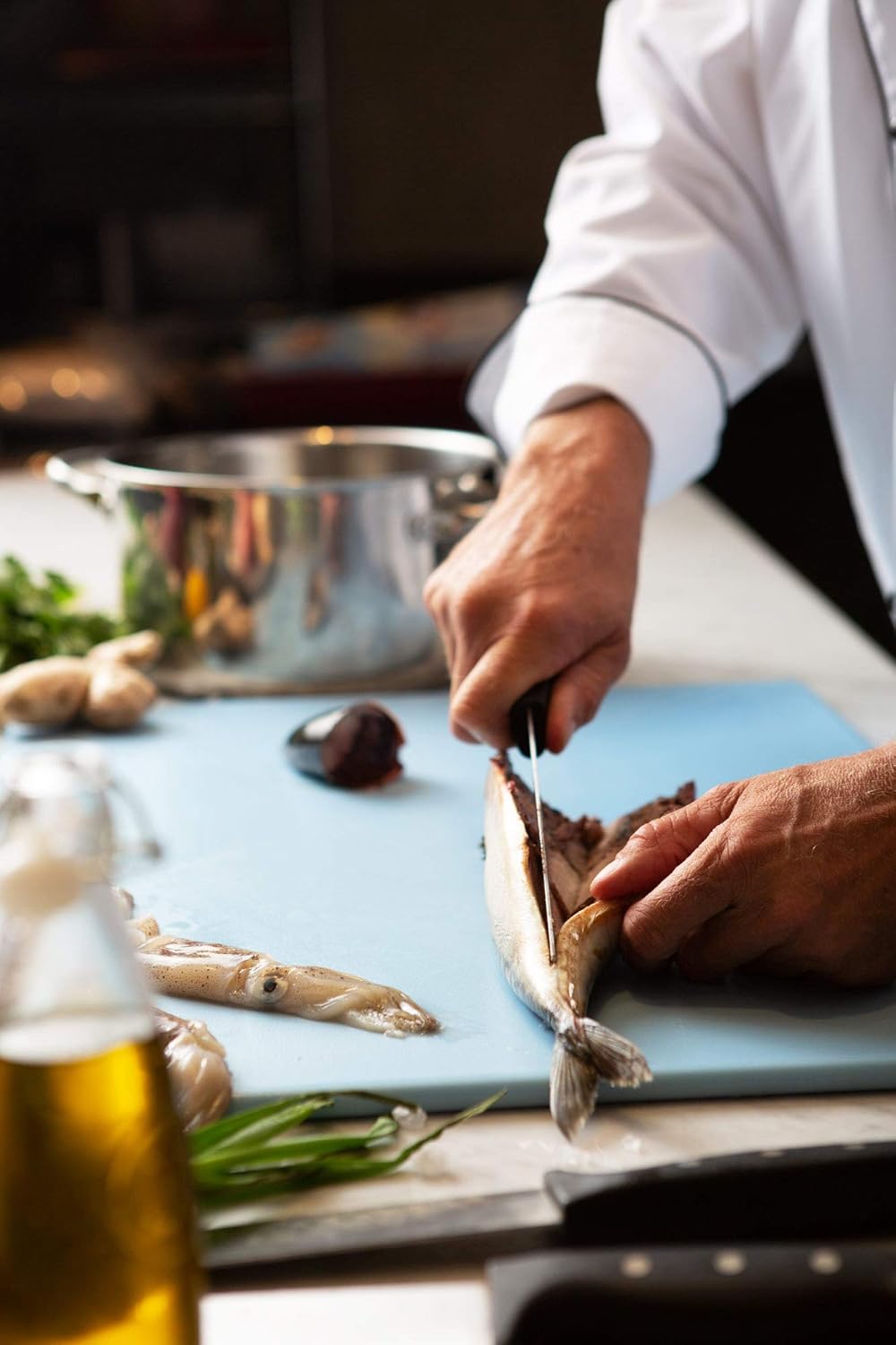 Commercial Blue Cutting Board - 24 x 18 Extra Large for Fish, Seafood and Shellfish, 1/2" Thick HDPP Plastic NSF Approved for Restaurants