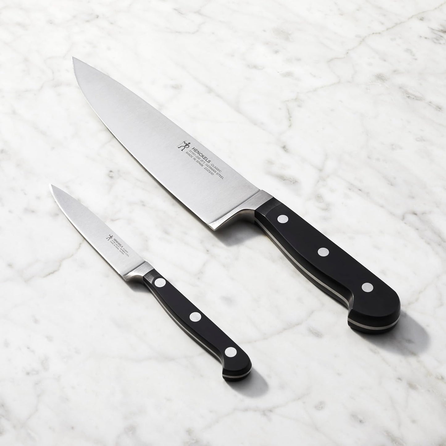 HENCKELS Classic Razor-Sharp 16-Piece Knife Block Set, Chef Knife, Bread Knife, German Engineered Informed by 100+ Years of Mastery
