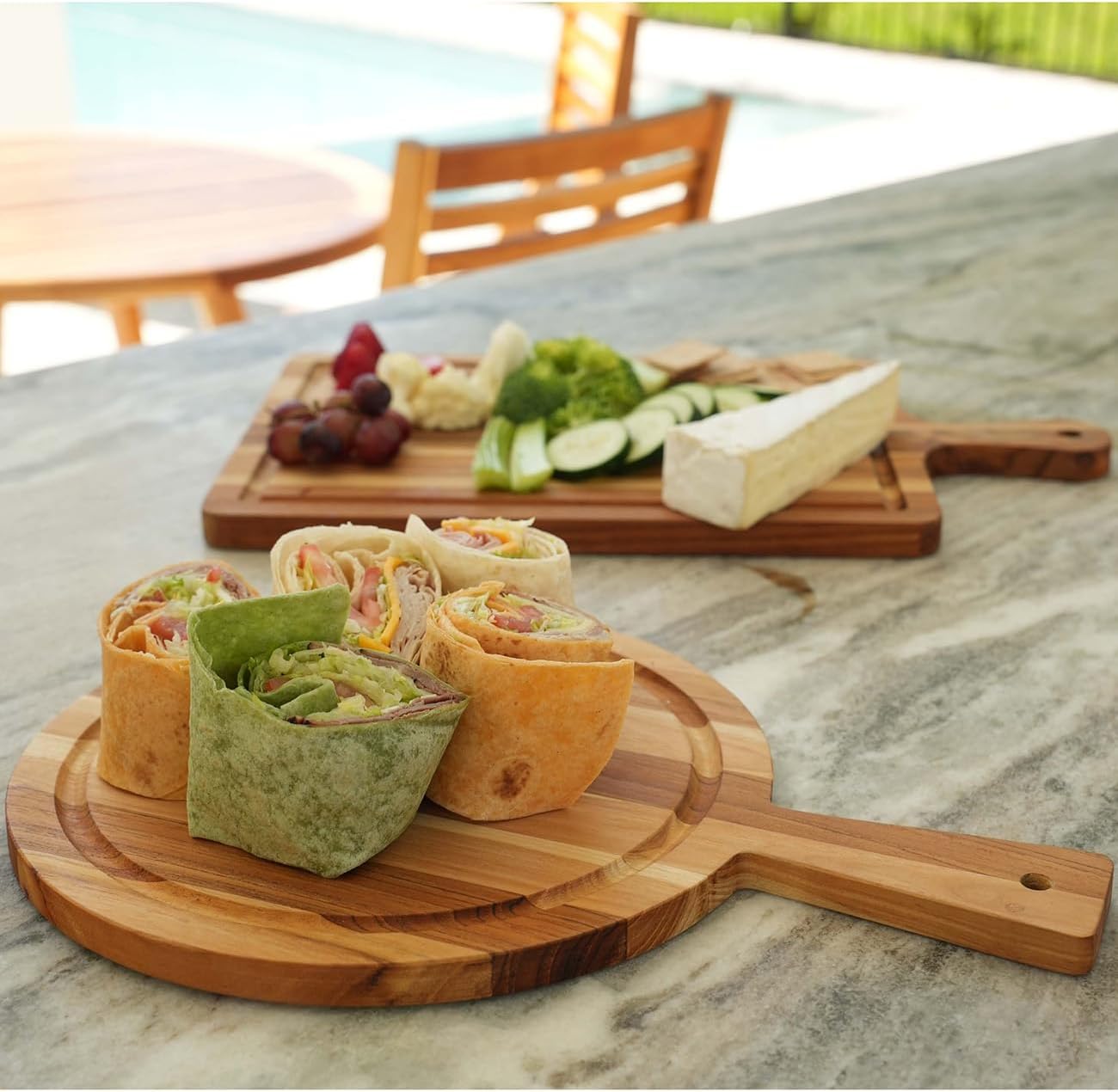 EcoDecors 18"x14" Extra Large Teak Cutting Board, Edge Grain Wood with Juice Groove & Handle, FSC Certified for Kitchen, Carving & Butcher Block Prep