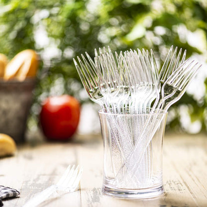 GUSTO [100 Pack Clear Plastic Knives Heavy Duty with Engraved Design - Disposable, Sturdy for Parties, Weddings, and Events-(Formerly Comfy Package)