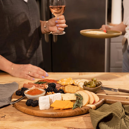 Acacia Wood Cutting Board and Chopping Board with Handle for Meat, Cheese Board, Vegetables, Bread, and Charcuterie - Decorative Wooden Serving Board for Kitchen and Dining Room, Large 17" x 13"
