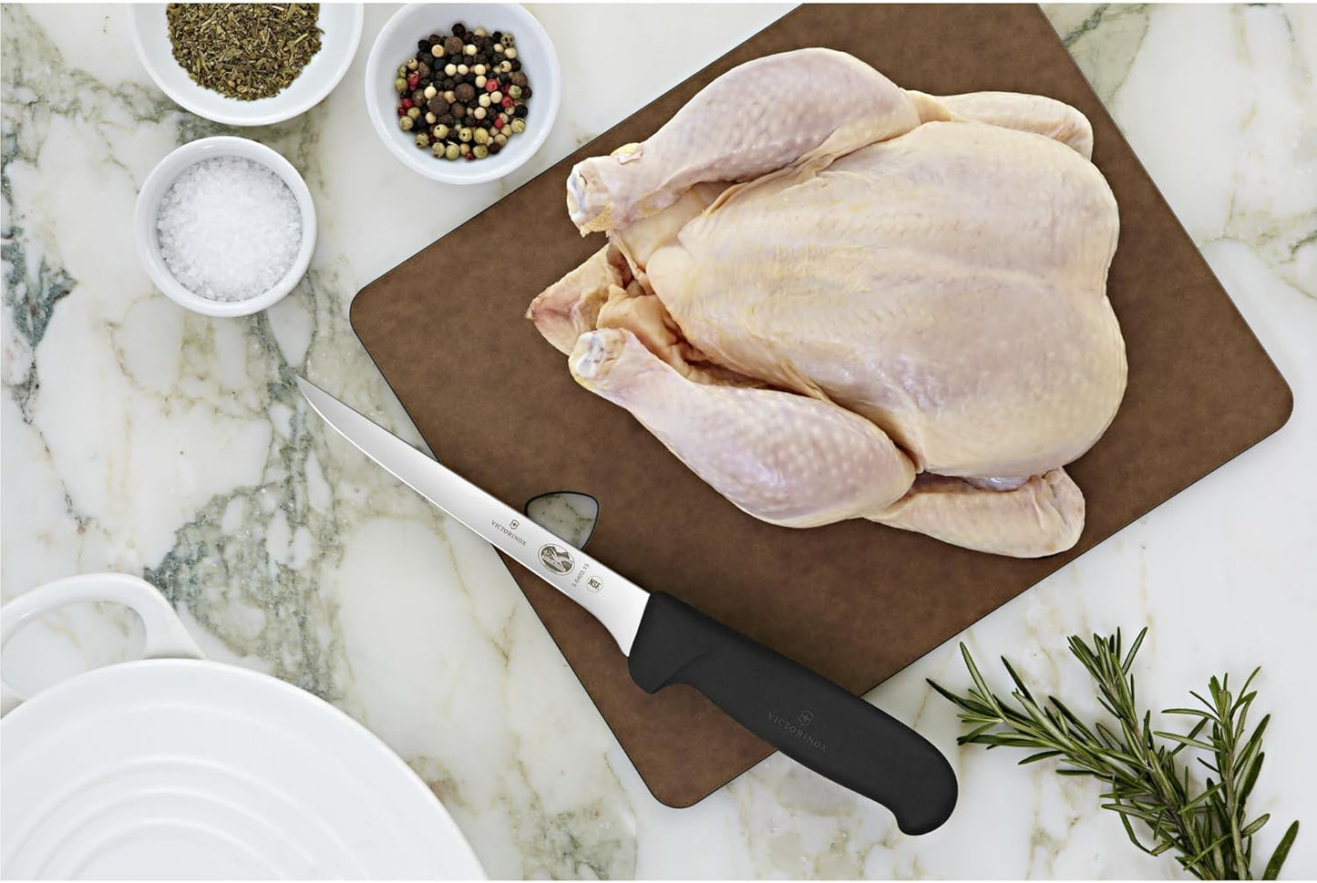Victorinox Fibrox 5 Inch Boning Knife - Dishwasher Safe and Ergonomic Handle, Black