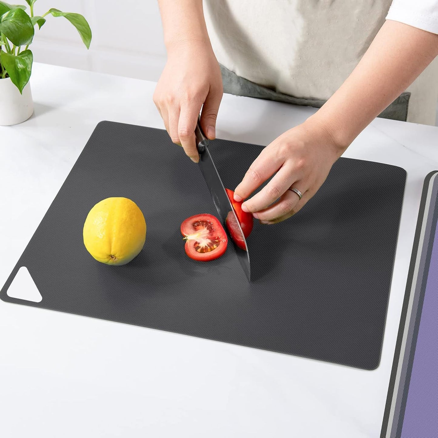 WK Flexible Plastic Cutting Boards Mats for Kitchen, Flexible Non Slip Cutting Mat, Thin Cutting Sheets, BPA Free, Dishwasher Safe, Multi Sizes