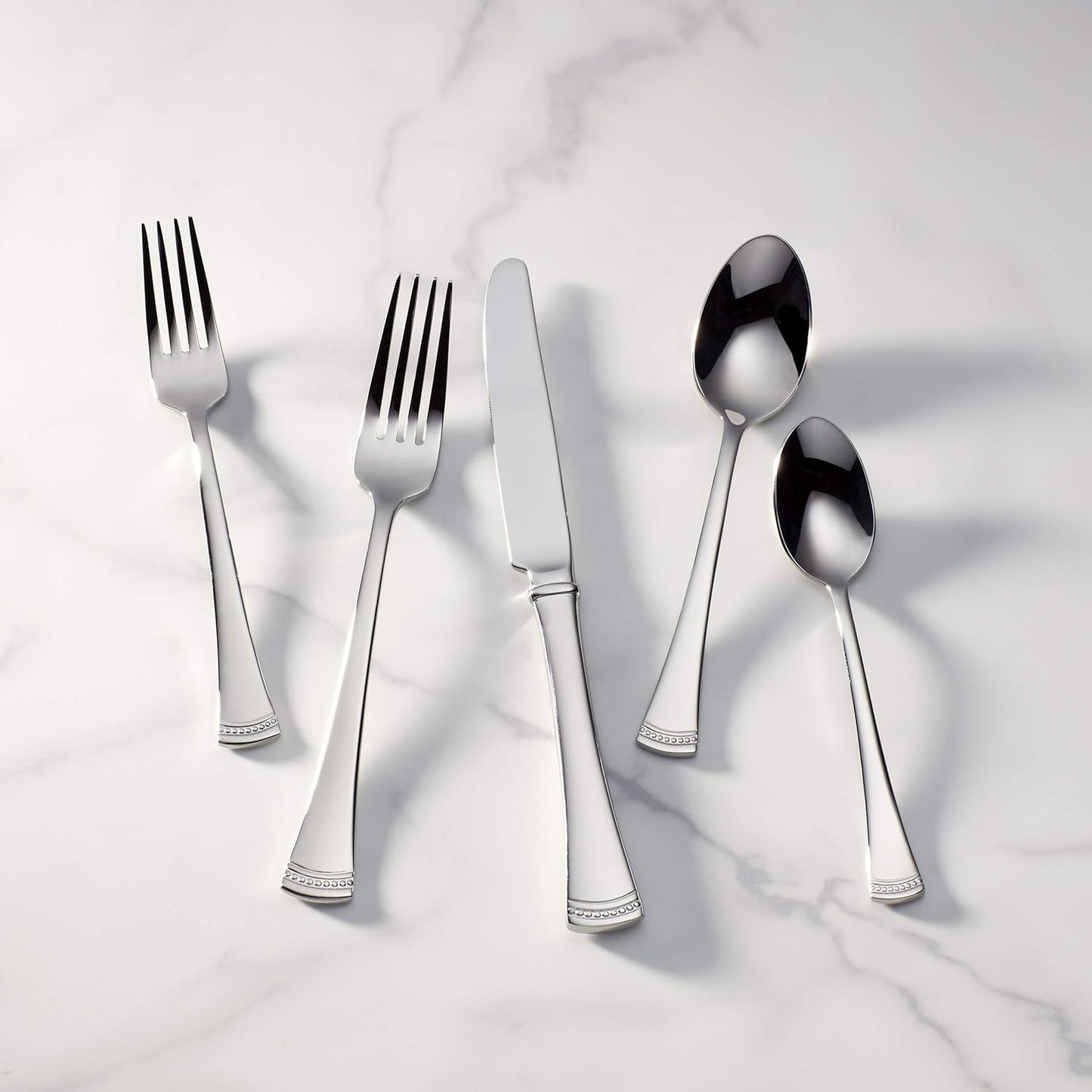 Lenox Silverware Set, Portola 12-Piece Steak Knife Flatware Set, Service For 12, Made Of 18/10 Stainless Steel, Dishwasher Safe, Home And Kitchen Utensils, Knives, Cutlery (Silver, 12 Piece)