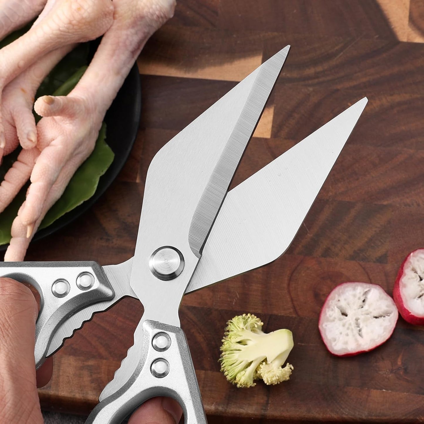 Multifunctional Heavy-Duty Kitchen Shears, Poultry Scissors with Ergonomic Handle, Dishwasher Safe Shears for Chicken, Meat, Seafood, Bone Cutting (Red)