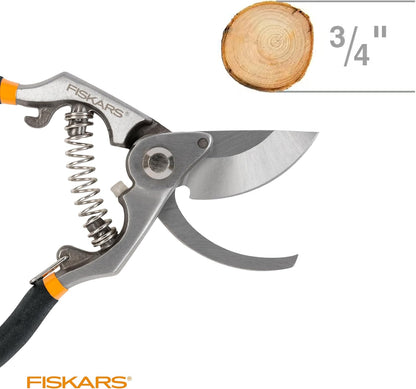 Fiskars 2-Piece Pruning & Veggie Shears Set, Explore Collection Garden Tool Kit, Bypass Pruner for Light Trimming, Vegetable Shears with Serrated Stainless Steel Blades for Harvesting Flowers & Herbs