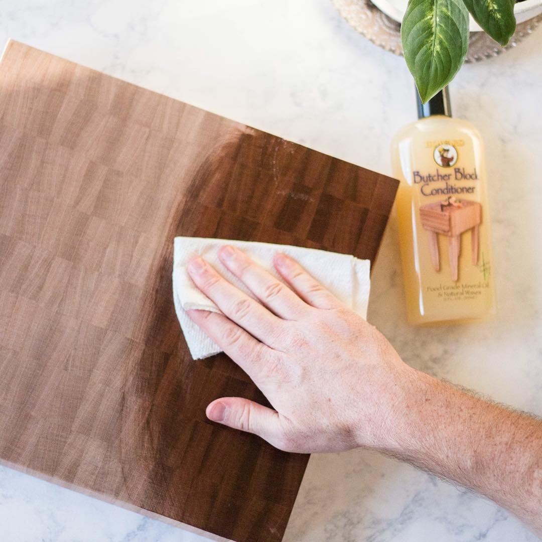 Howard Products Butcher Block Conditioner and Food Grade Mineral Oil for Wood Cutting Boards, 12 Fl Oz - Enhanced Wood Care