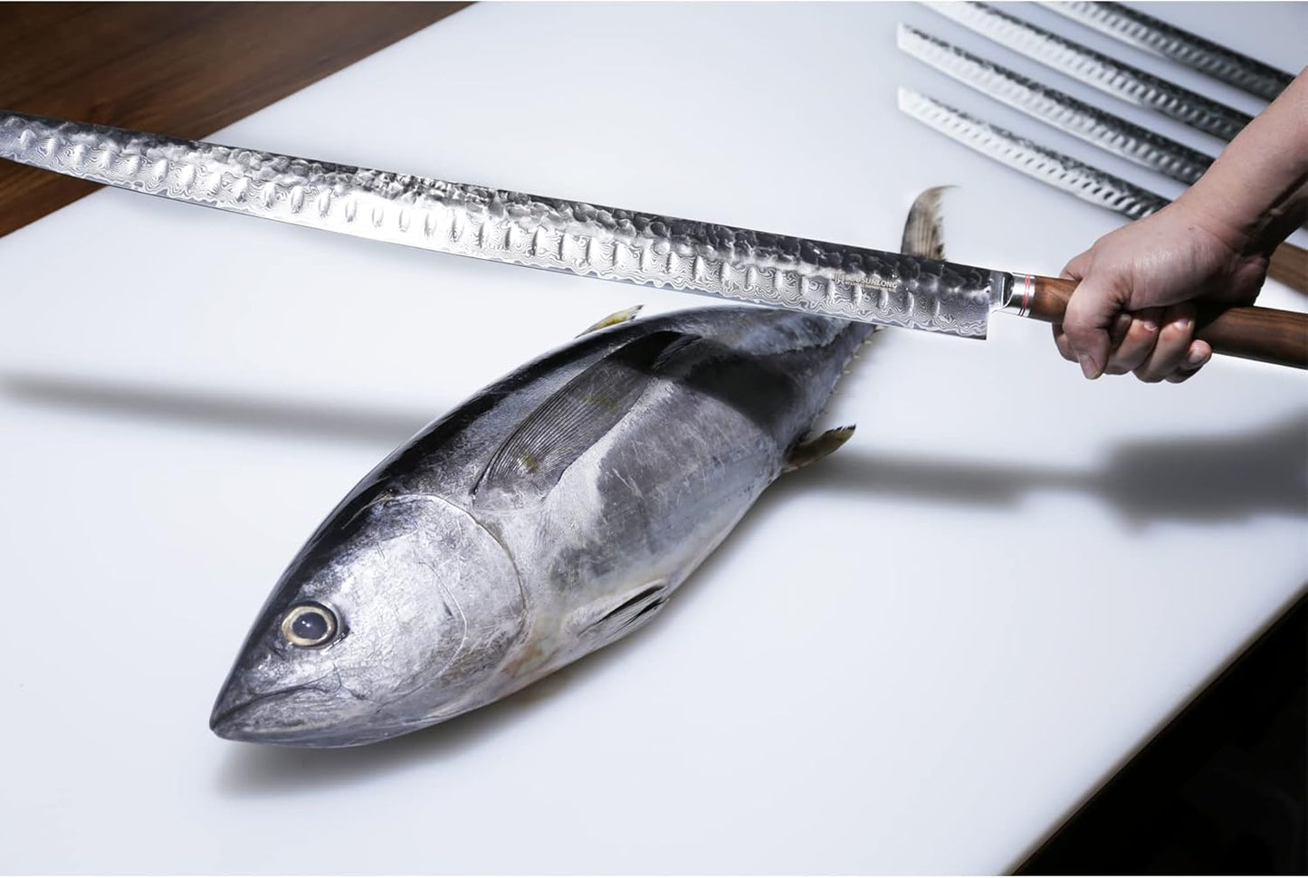 YOUSUNLONG Sakimaru Knife Ultimate Slice Carving Knife 15 inch(380mm) Japanese Damascus Steel Suitable for cutting tuna and salmon - Natural Walnut Handle With Leather Sheath and Gift box