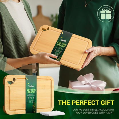Bamboo Cutting Boards for Kitchen with Holder & Silicone Mat, Lightweight & Knife-Friendly Wood Cutting Board Set with Side Handles and Juice Grooves, Natural