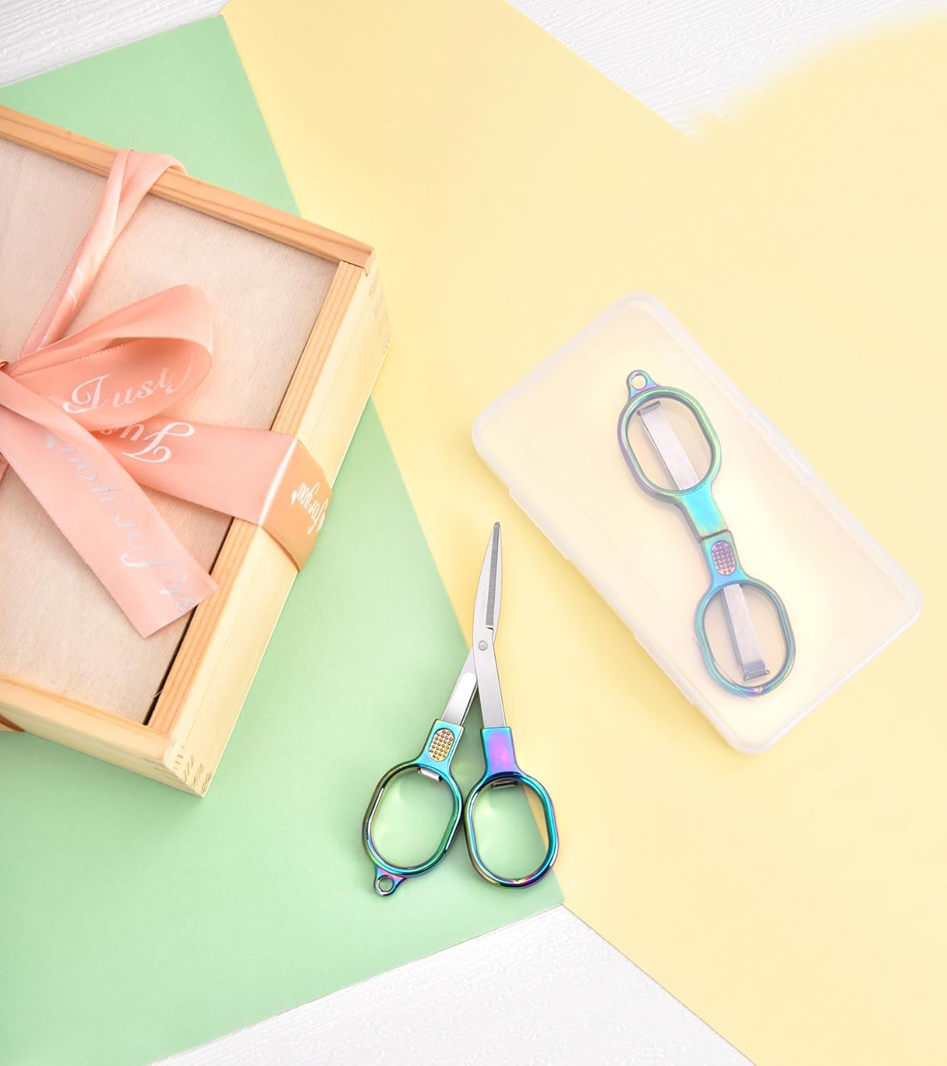 Zicolu Folding Travel Scissors Safety, Small TSA-Compliant and Portable with Case, Pocket Foldable Stainless Steel Retractable Cutters, Mini Craft Scissors for Home, Outdoor and Office Use
