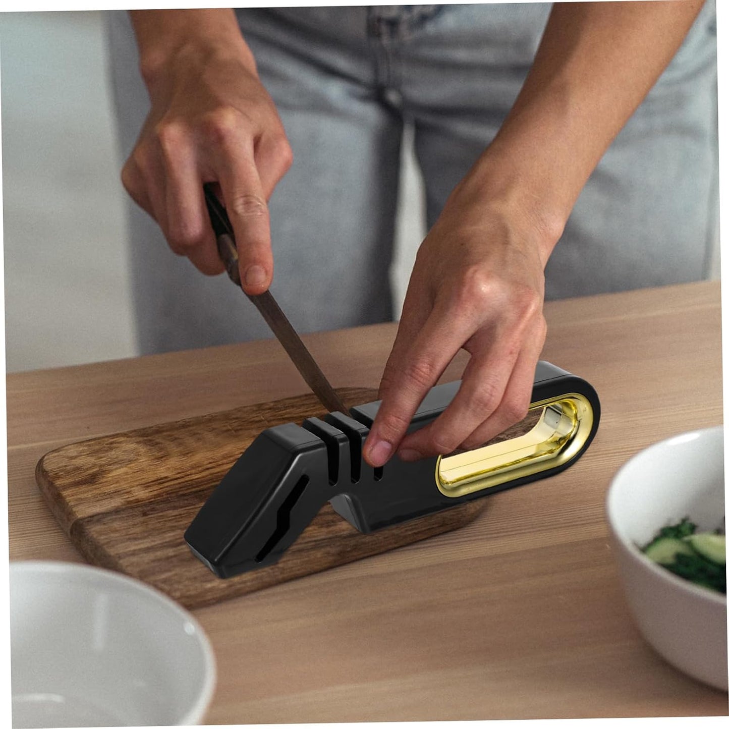 Ergonomic Handle Quick Pull Through Knife Sharpener Four Stage Kitchen Scissors Quick Sharpener