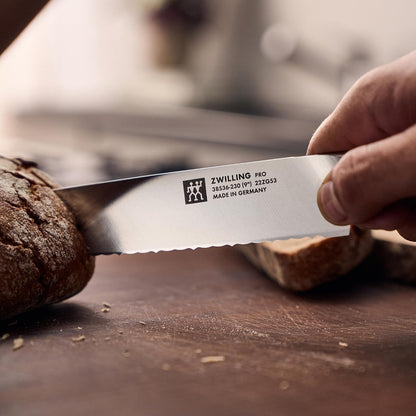 Pro Le Blanc 9-inch Z15 Serrated Bread Knife