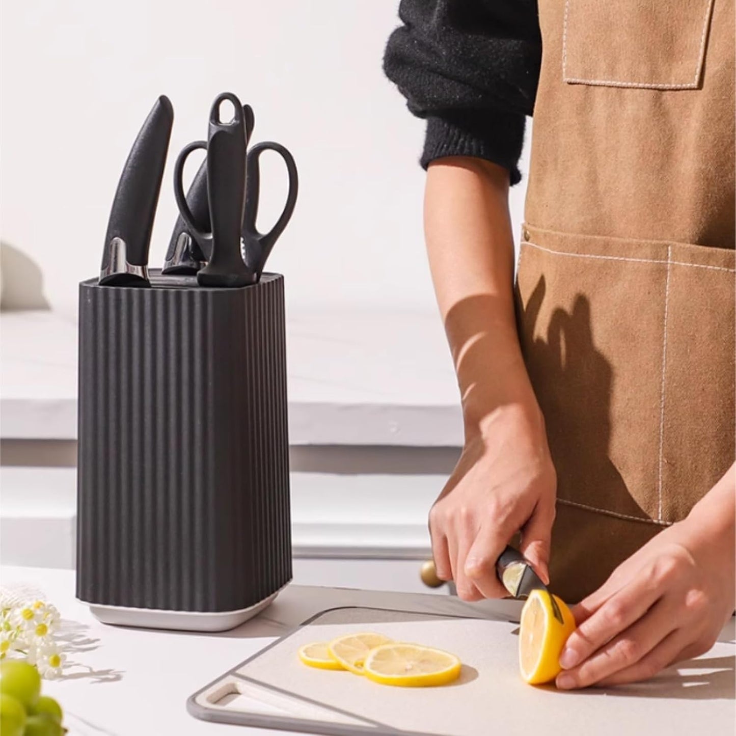 Universal Knife Block without Knives Space-Saving Knife Block Multi-Slot Holder For Kitchen Countertop Secure Stand(Beige)