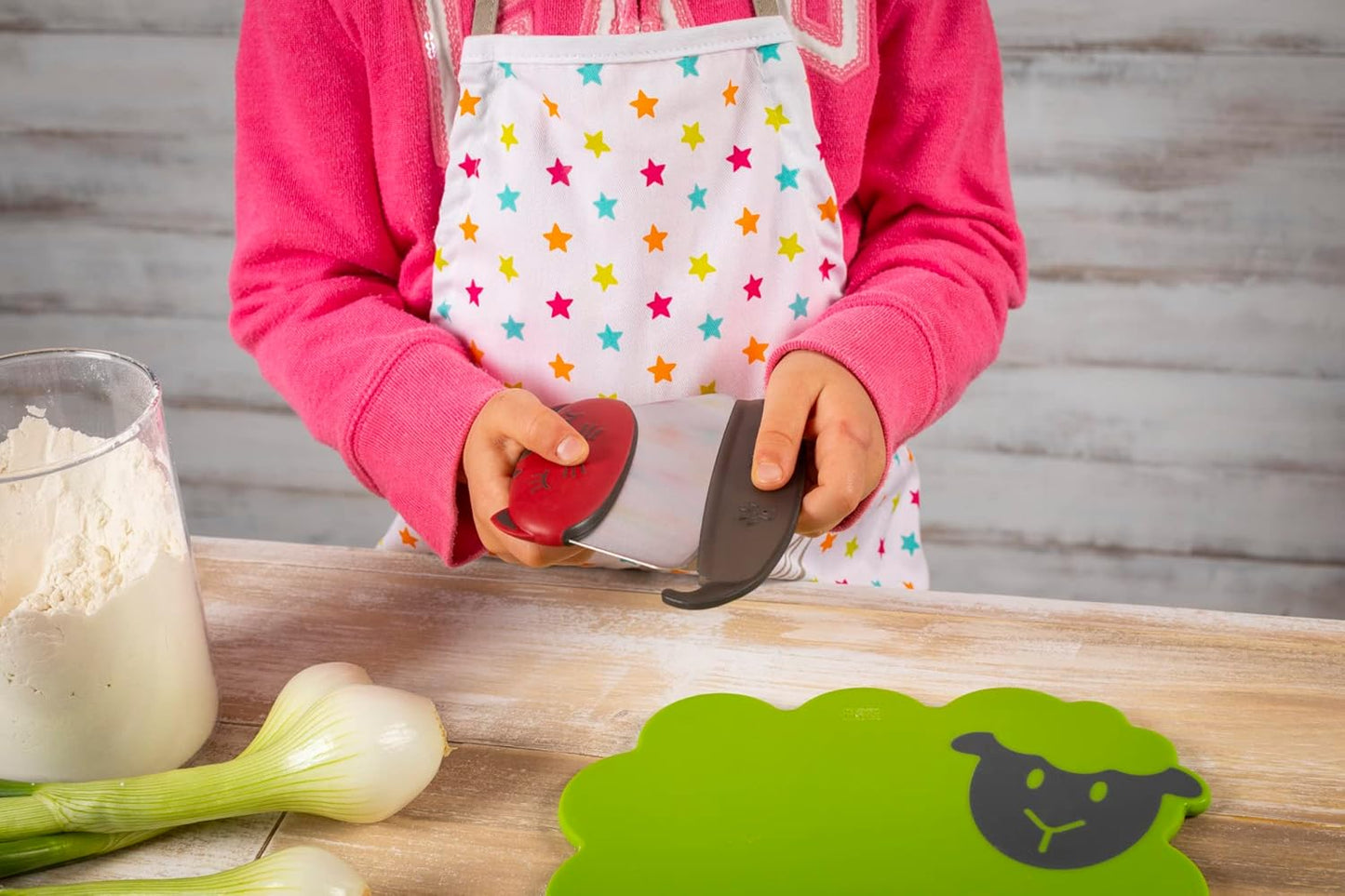 Kinderkitchen Kids Cutting Set, 2 Pieces, Green/Black/Red | Sheep Cutting Board & Cat Mezzaluna Knife With Blade Protector | Child-Friendly Cutting Tools for Real Cooking