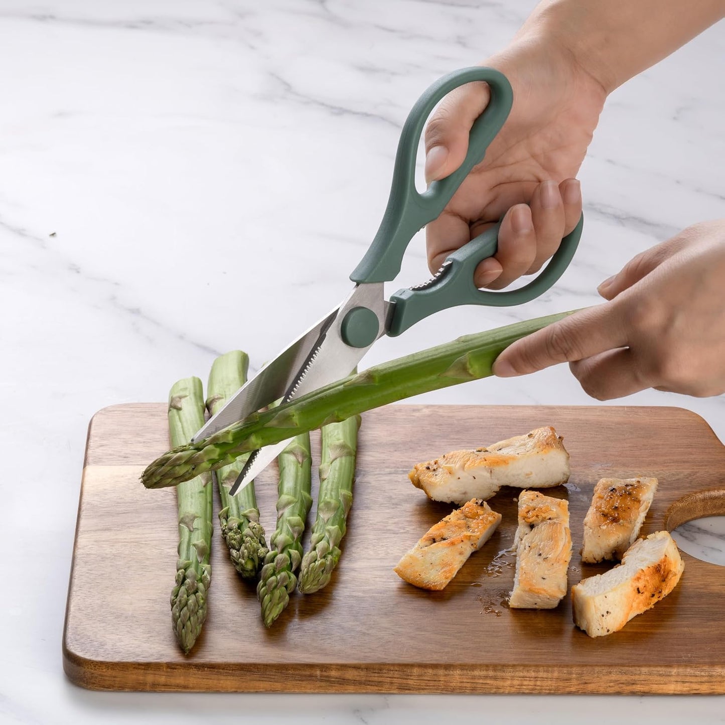 Kitchen Scissors- Stainless Steel Kitchen Shears, Cooking Scissors for Cutting Meat, Chicken, Herbs and Produce with Blade Cover and Soft Grip Handles (Blue)