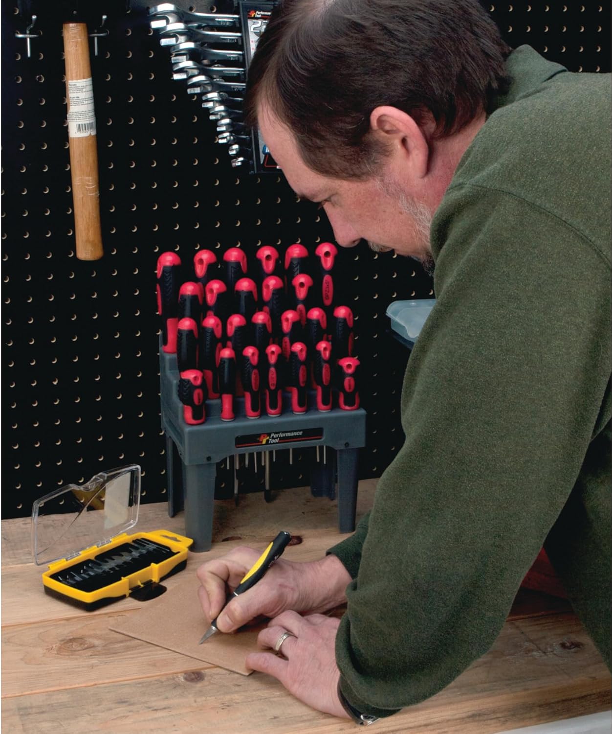 Performance Tool 1440 Versatile Set of Blades for Multiple Uses - Includes Convenient Plastic Storage Case for Easy Organization and Access