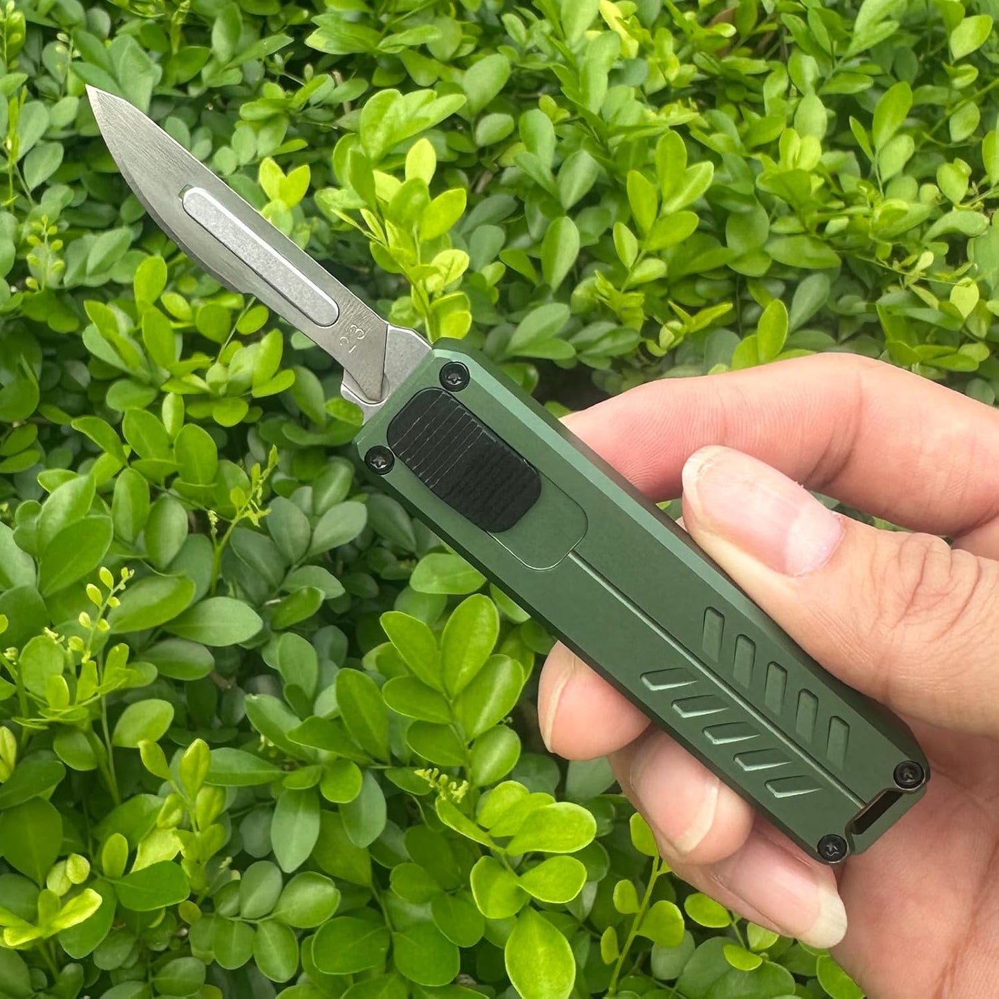 Caressolove Auto Retractable Utility Knife, Safety Black Automatic Box Cutter, Scalpel Pocket Knife, Push Button EDC Razor Knife with 10PCS #23 Blades