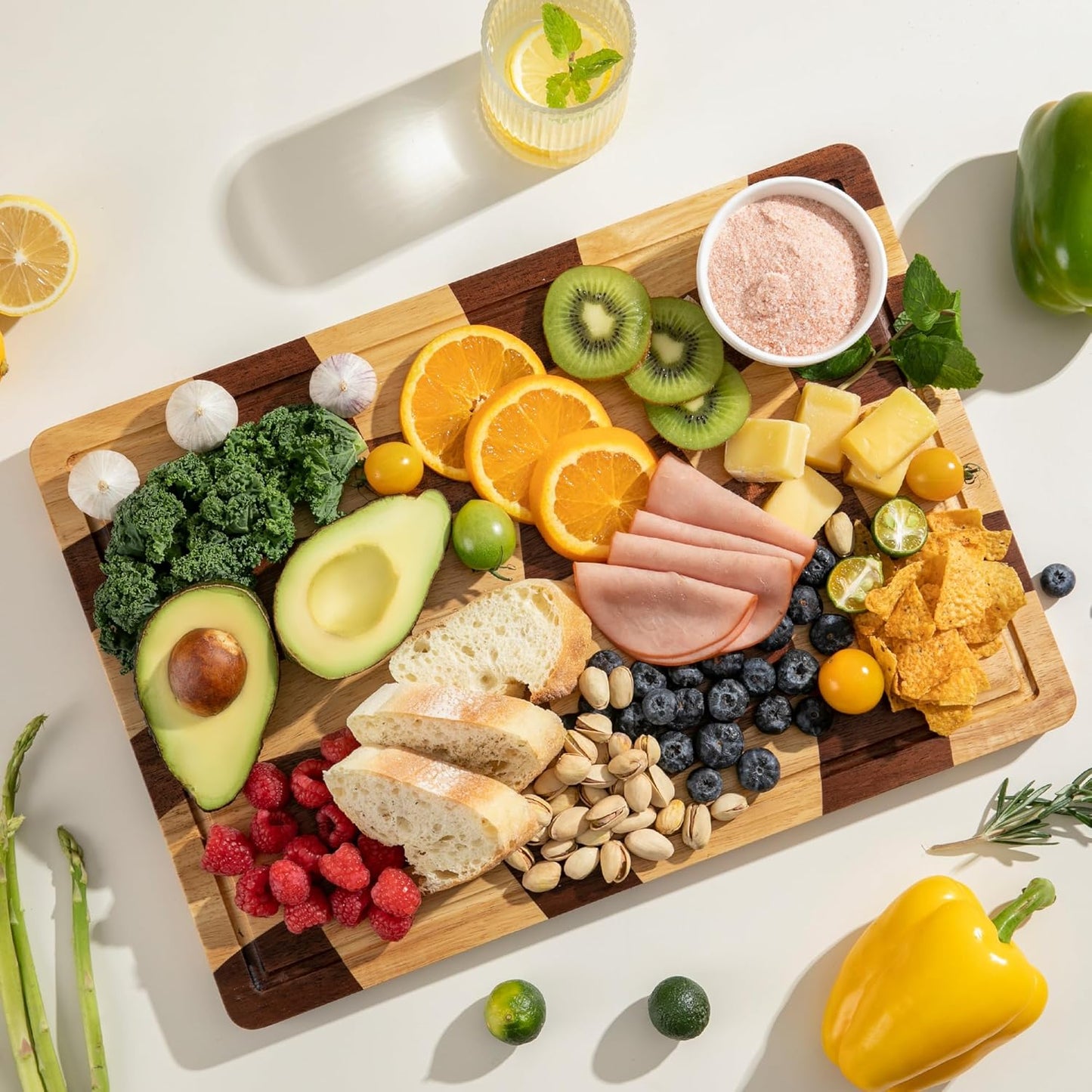 THETCHRY Cutting Boards for Kitchen, Checkered Cutting Board with Juice Grooves, End Grain Cutting Board for Meat and Vegetables, Large Butcher Block Serving Tray with Gift Box, 16.5" x 11.6" x 0.8"