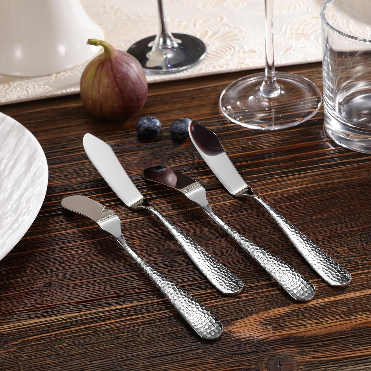 KEAWELL Premium 7" Louise Butter Knives: Set of 4, 18/10 Stainless Steel, Dishwasher Safe and Rust-Resistant (Hammered)