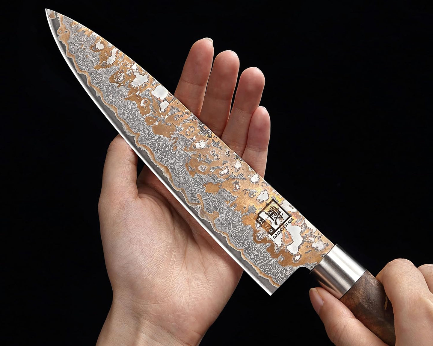 zayiko MysticMagma Nakiri Damascus Knife, 17 cm Blade made of 67 Layers of Damascus Steel with copper and bronze Inlay, DualCurve Handle made of maple root Wood, wooden Box