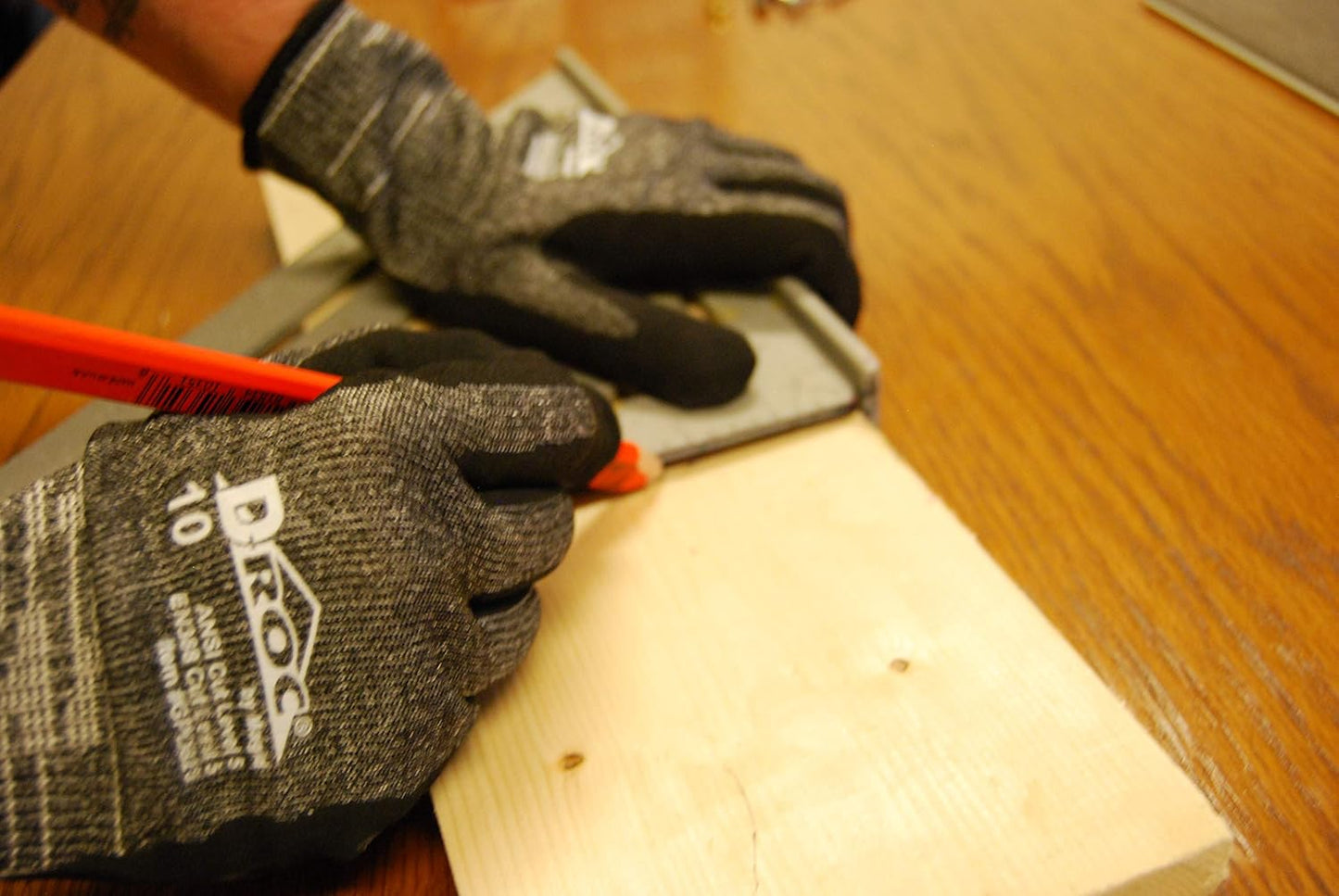 MAGID Touchscreen ANSI A6 Cut-Resistant Work Gloves, 1 Pair, 13-Gauge, Nitrile Coated, 6/XS,Dark Gray