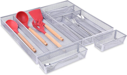 WuGeShop Mesh Silverware Tray Drawer Organizer, Kitchen Utensils Flatware with Anti-slip Mats, Silverware Storage Cutlery Tray for Knives Fork Spoon (5 Separate Compartments, Silver)