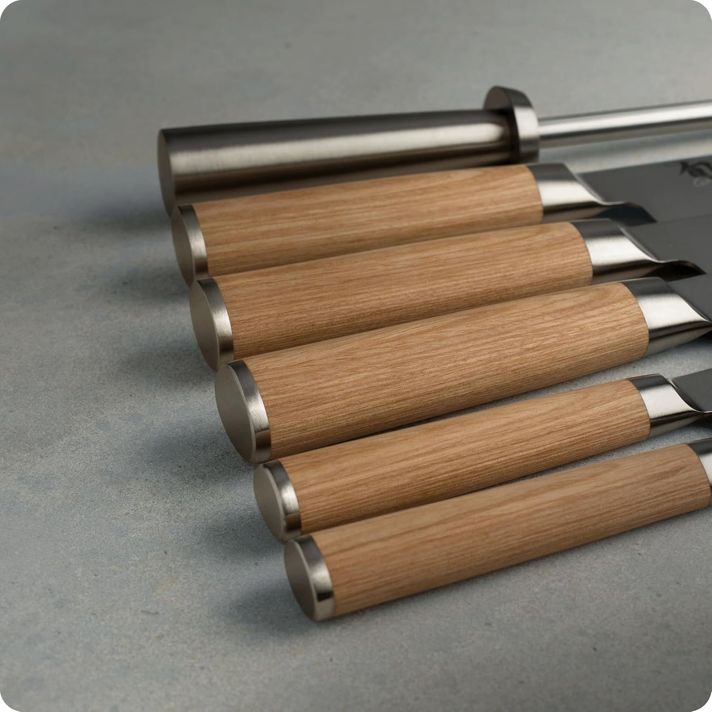 Shun Classic Blonde 6 Piece Block Set, Includes 8" Chef, 3.5" Paring, 6.5" Nakiri, 6" Utility Knives, Honing Steel & Angled Knife Block, Handcrafted Japanese Knife Set, Pakkawood Handles