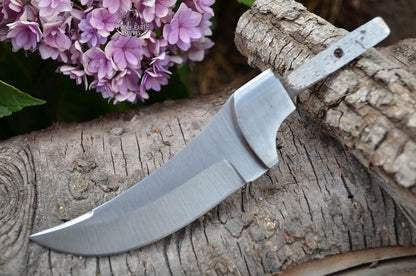 420 Stainless Steel Knife (420 Stainless Steel, Pair of 5.375 inch Bowie Blades)