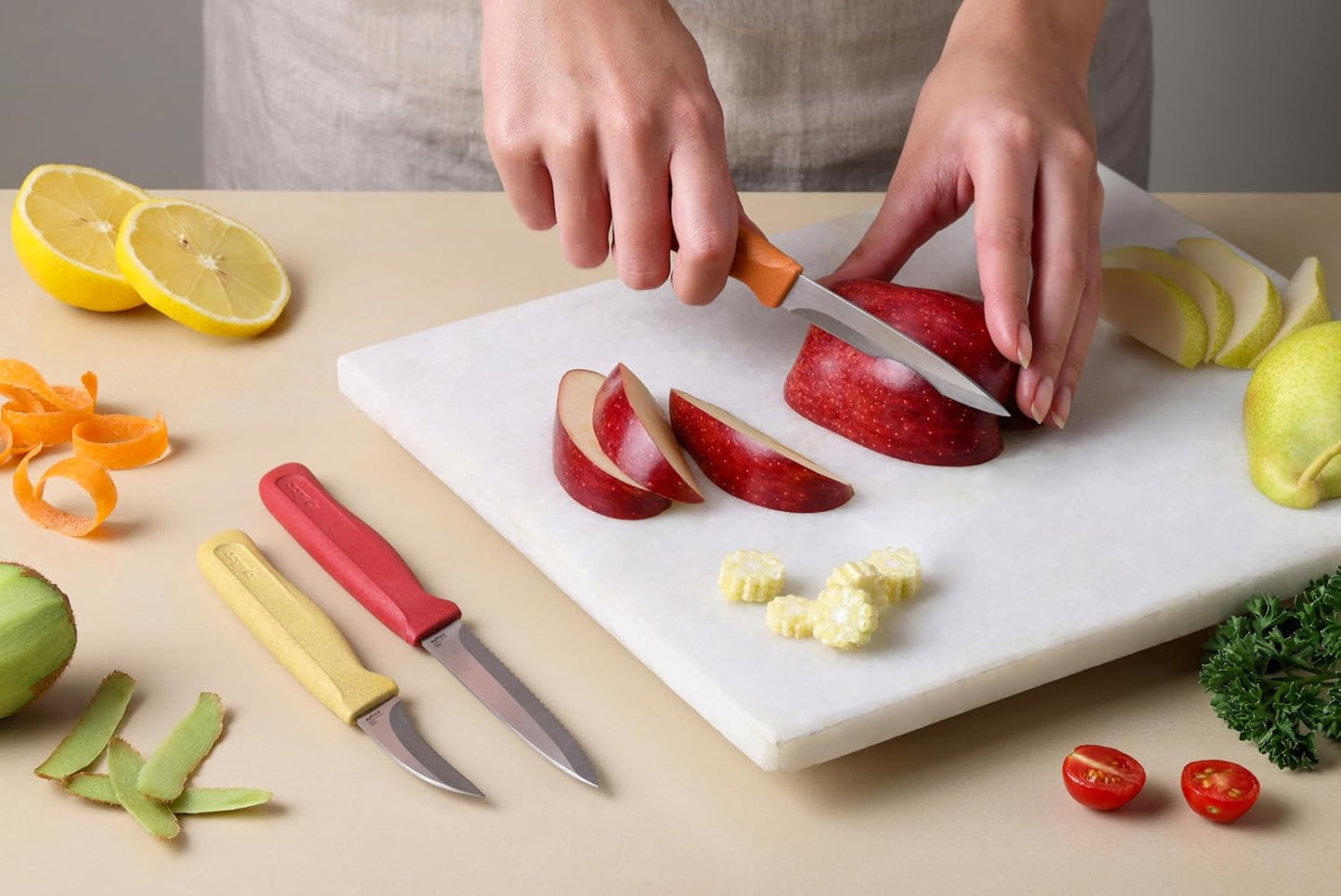 Zyliss 3 Piece Peeling & Paring Knife Set with Covers - Kitchen Knives for Fruits & More - Ideal for Kitchen Collections - Blue, Green, & Red