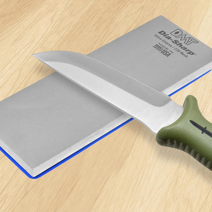 DMT DMTD8ME/EE Dia-Sharp Bench Stone Diamond Knife Sharpener, Medium X-Fine/XX-Fine Grit (4000/8000), Non-Slip Diamond Sharpening Stone for Blades & Tools, 8" x 3" x 0.38"