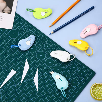 6 Pieces Mini Keychain Box Cutter Small Cute Utility Knife Box Cutter Retractable Letter Opener Pocket Knives Portable Colorful Mini Slides Open for Packages Letter Boxes Paper Cutting DIY