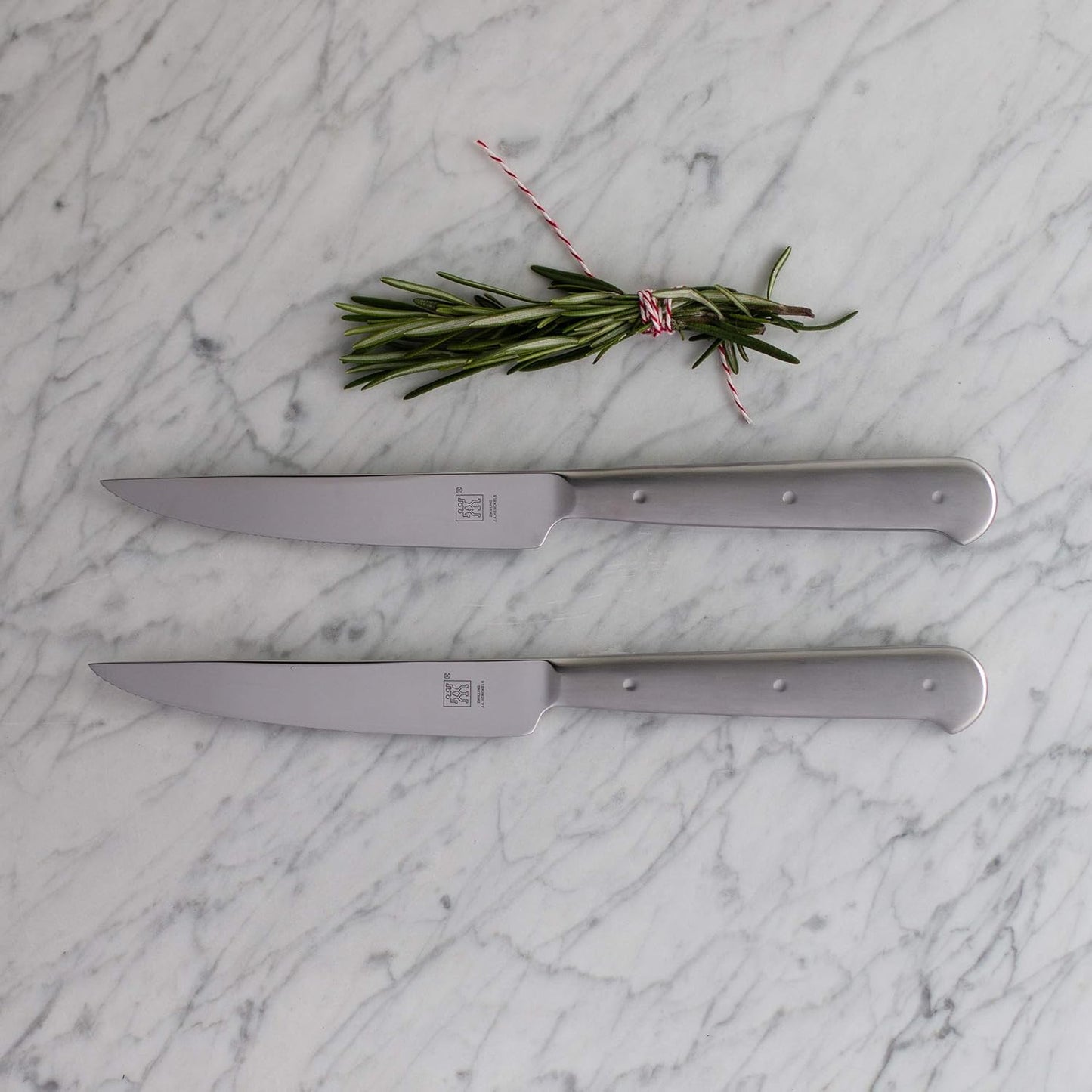 ZWILLING Porterhouse Razor-Sharp Steak Knife Set of 8 with Black Presentation Case, Gift Set