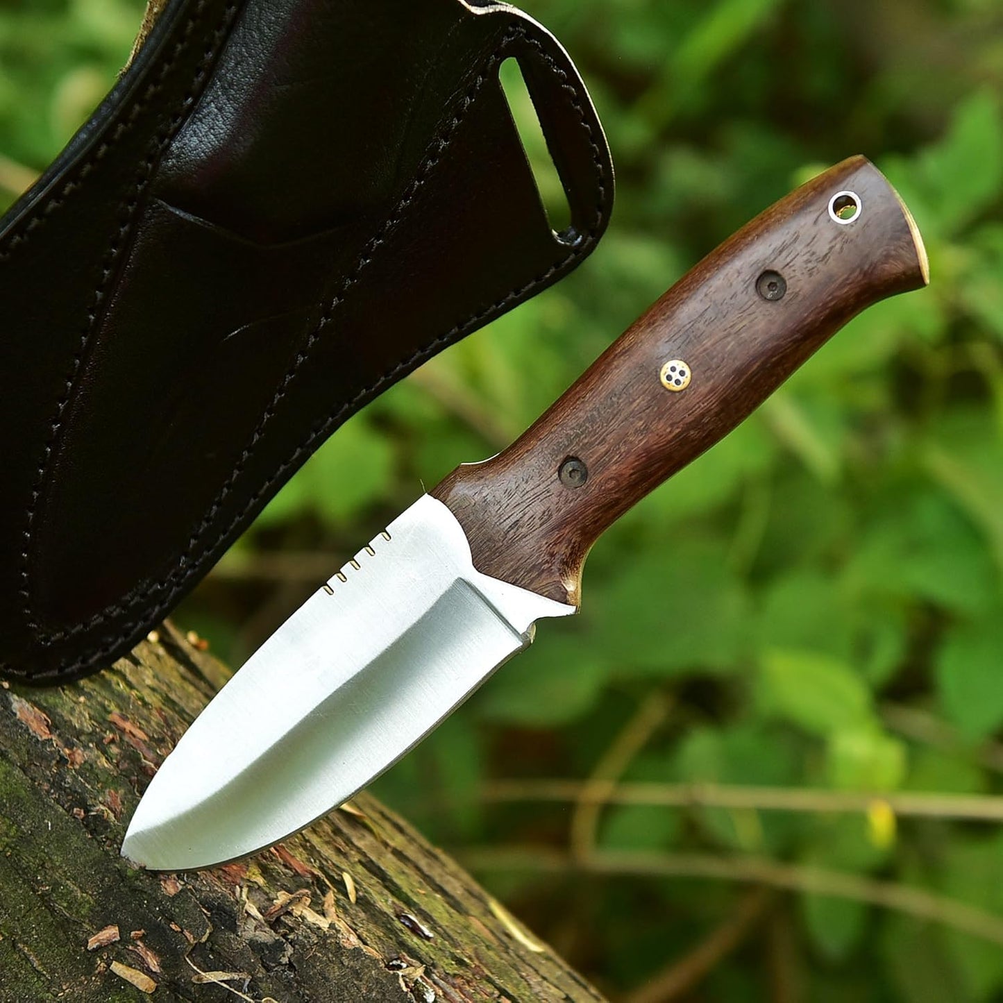 Fixed Blade Hunting Forged Tracker Knife - 8 Inches Carbon Steel Razor Sharp Blade Full Tang Bushcraft Knives with Premium Leather Belt Sheath. Used For Hunting Outdoor Camping, Hiking, Skining Knife.
