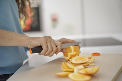 Fiskars Tomato Knife, Functional Form, Total Length: 23 cm, Japanese Stainless Steel/Plastic, 1057543