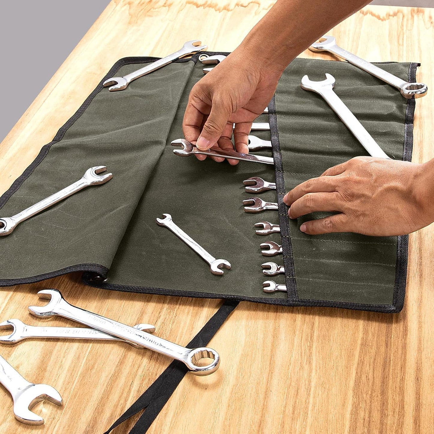Chisel Roll,6 Pockets Roll Up Tool Pouch,Waxed Canvas Small Tool Roll Organizer and Wrench Roll Up Pouch,Store Chisel,Wrench,Pliers,Carving Knife (12-Brown)